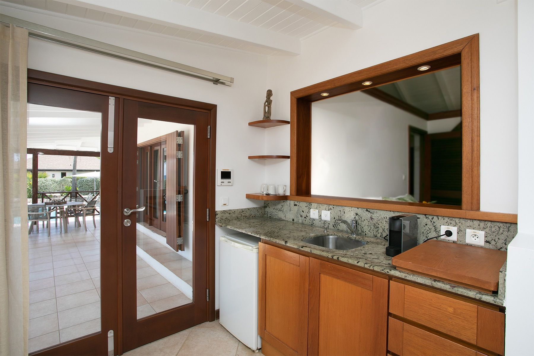 Blue Beach Villa villa photo.